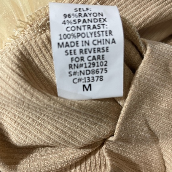 Women’s Beige Mesh Sleeve Dress
New - Picture 8 of 8